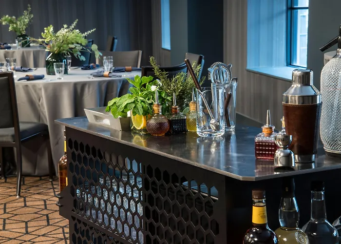 Hotel Theodore Seattle Downtown, Tapestry By Hilton