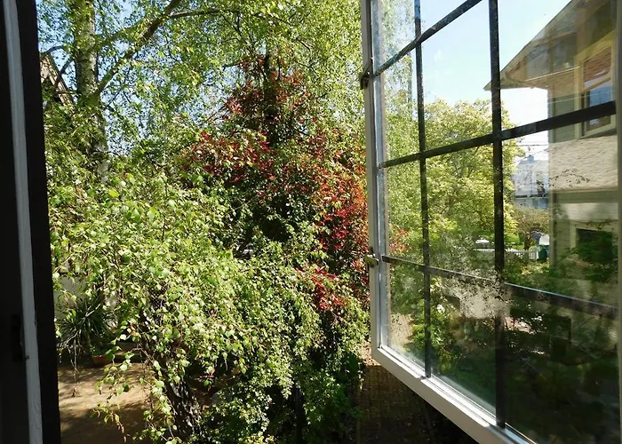 Bacon Mansion Bed And Breakfast